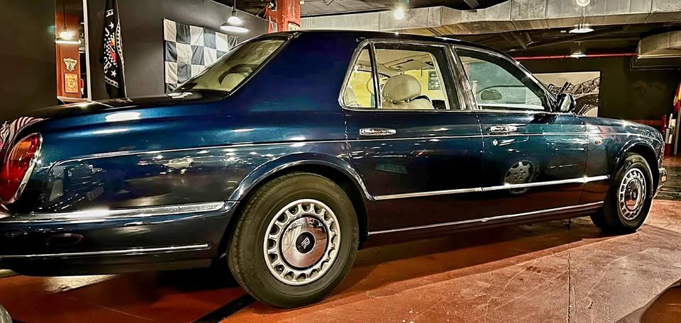 ROLLS-ROYCE SILVER SERAPH