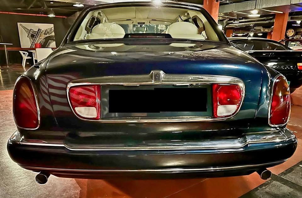 ROLLS-ROYCE SILVER SERAPH