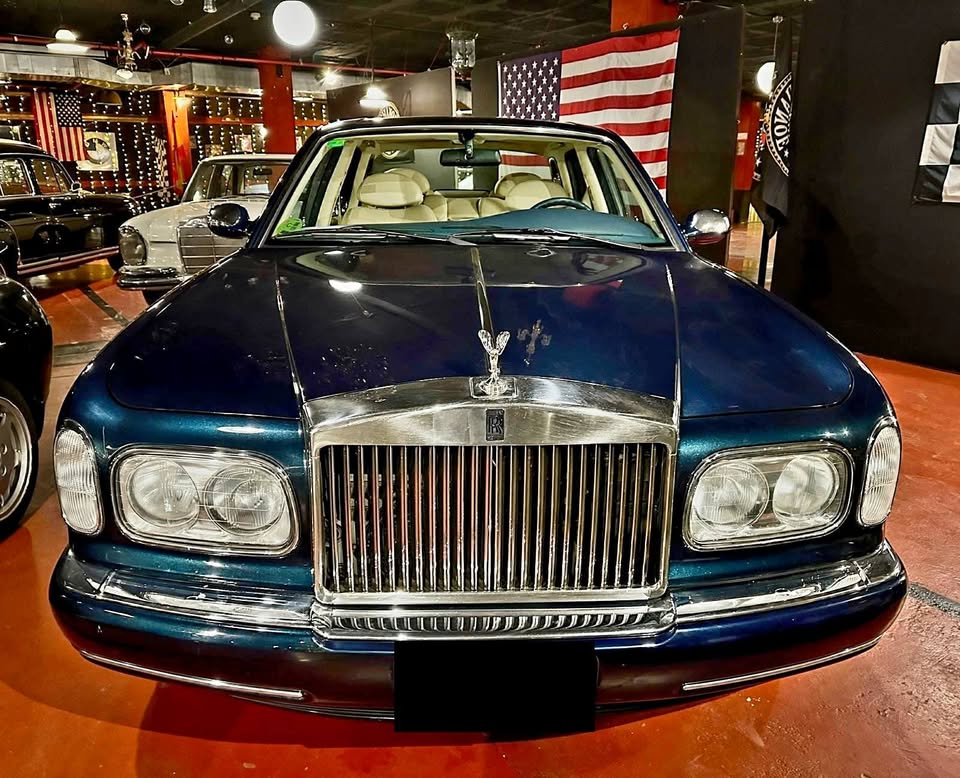 ROLLS-ROYCE SILVER SERAPH