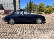 DAIMLER V8 2.5 SALOON
