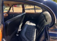 DAIMLER V8 2.5 SALOON