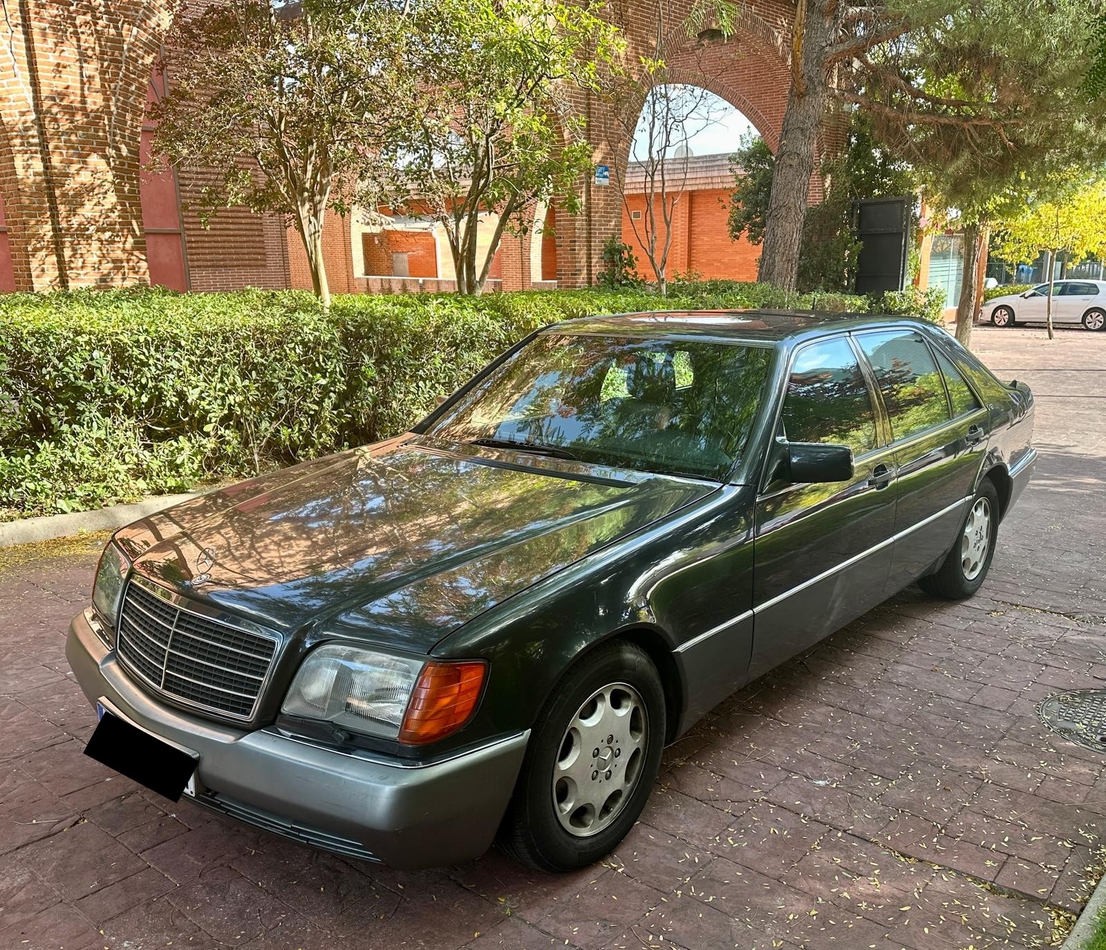 MERCEDES BENZ 600SEL