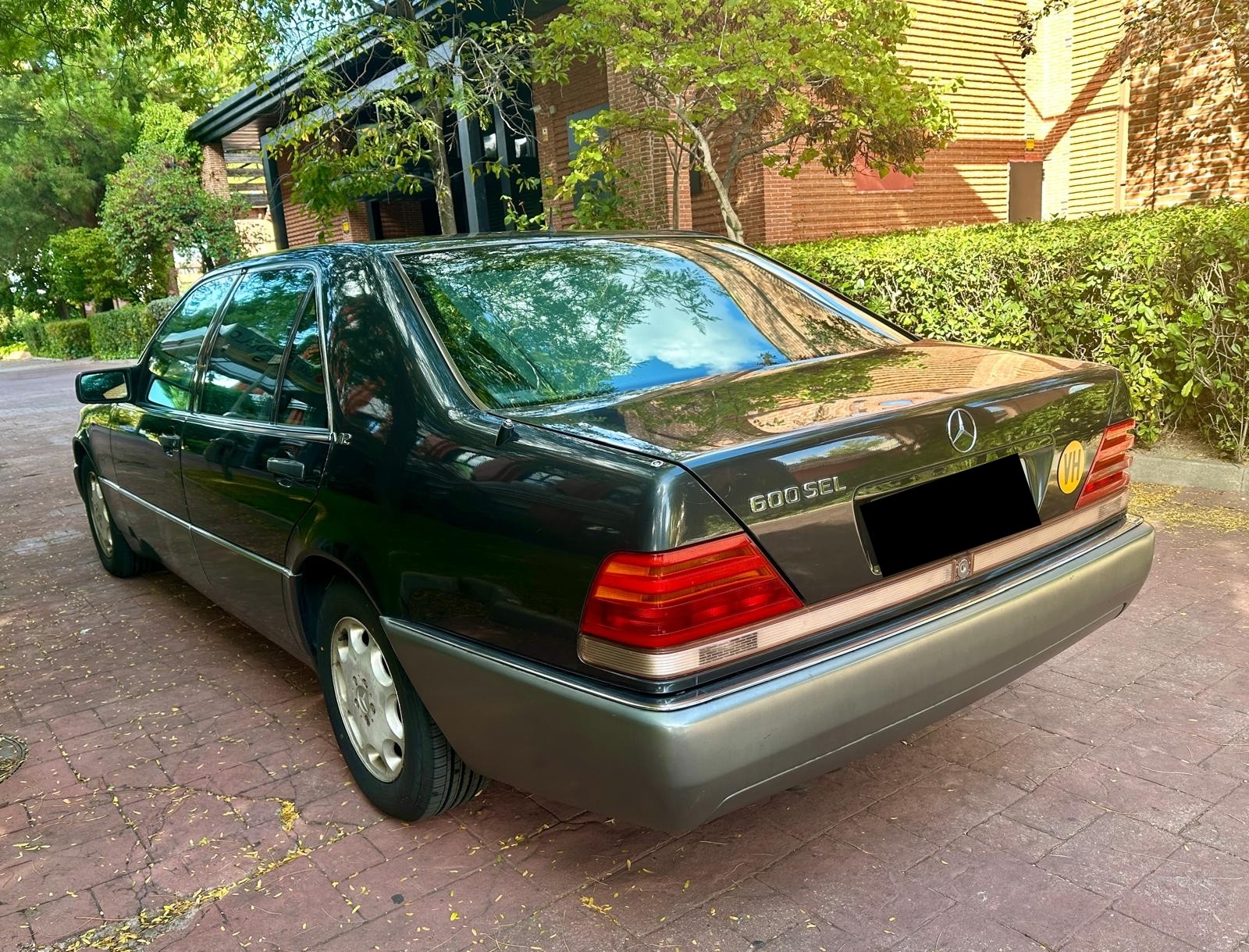 MERCEDES BENZ 600SEL