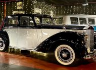 ROLLS-ROYCE SILVER DAWN