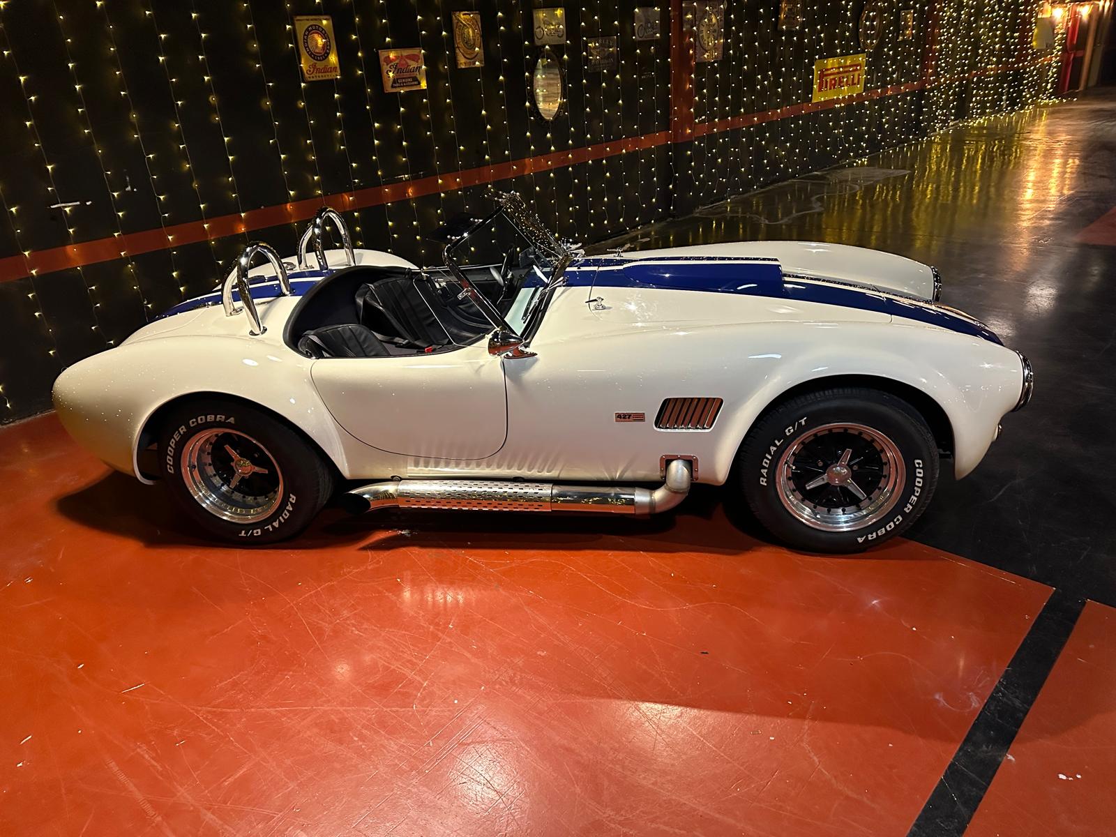 A.C COBRA-427 RÉPLICA