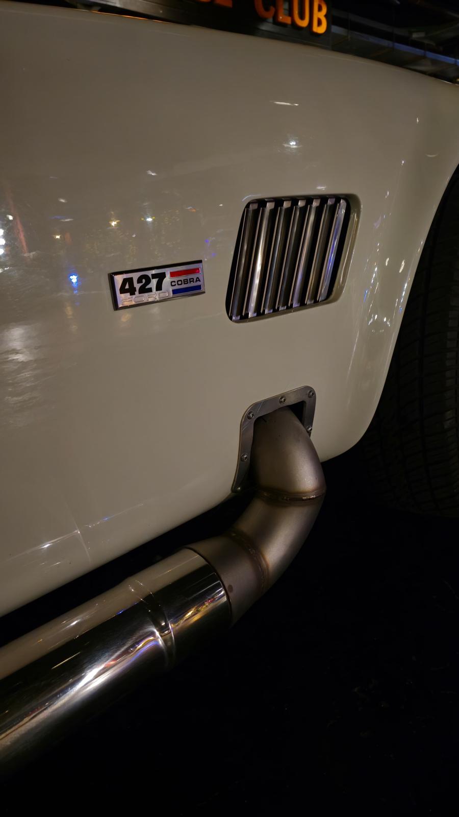 A.C COBRA-427 RÉPLICA