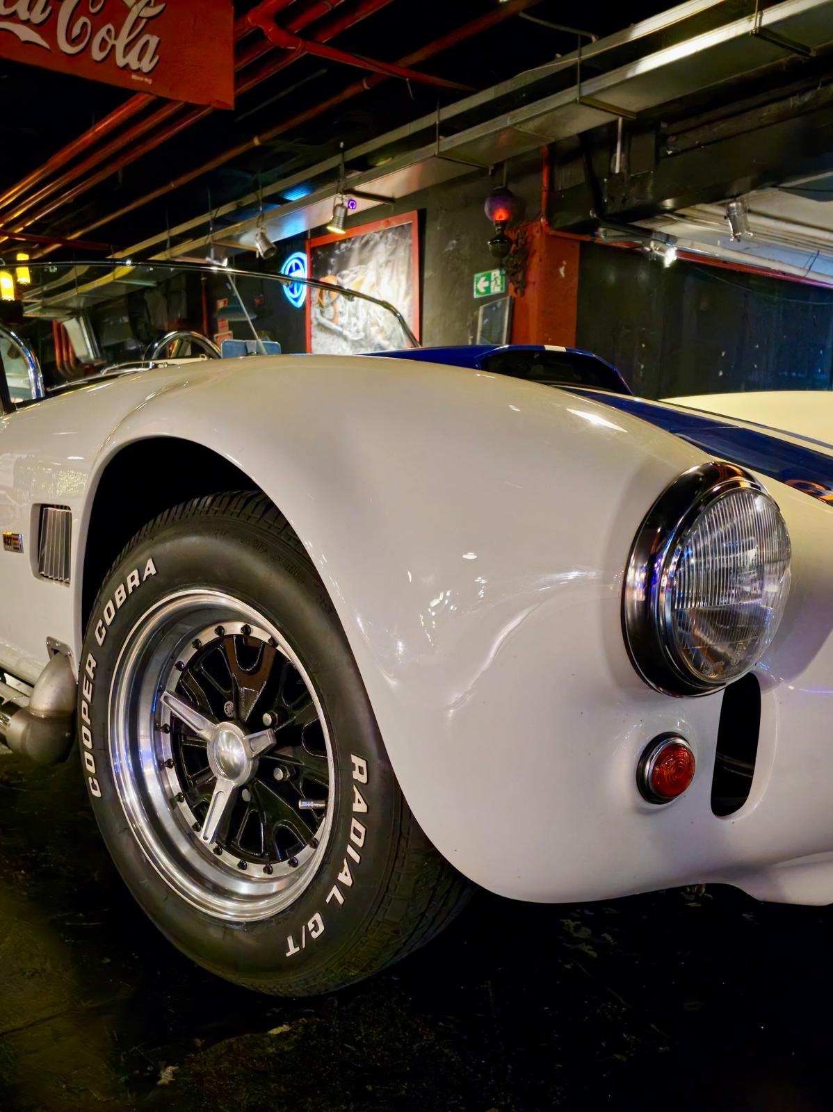 A.C COBRA-427 RÉPLICA