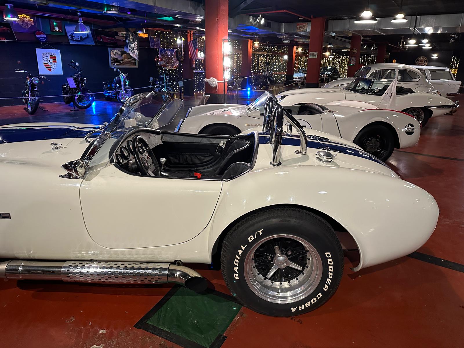 A.C COBRA-427 RÉPLICA