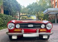 TRIUMPH TR6