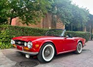 TRIUMPH TR6