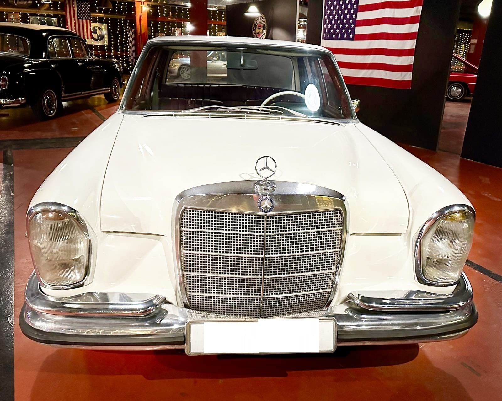 MERCEDES BENZ 250S