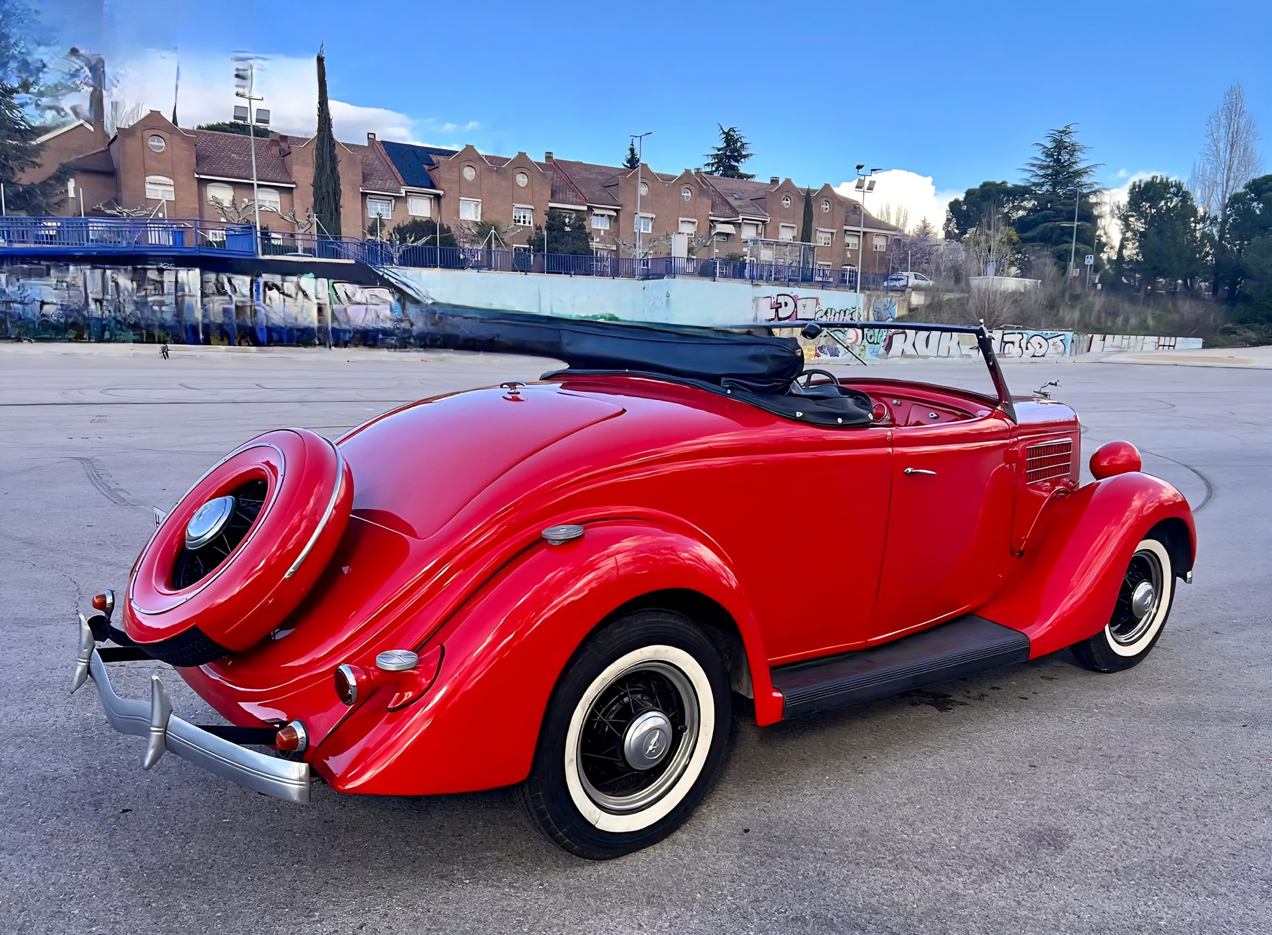 FORD 48 ROADSTER