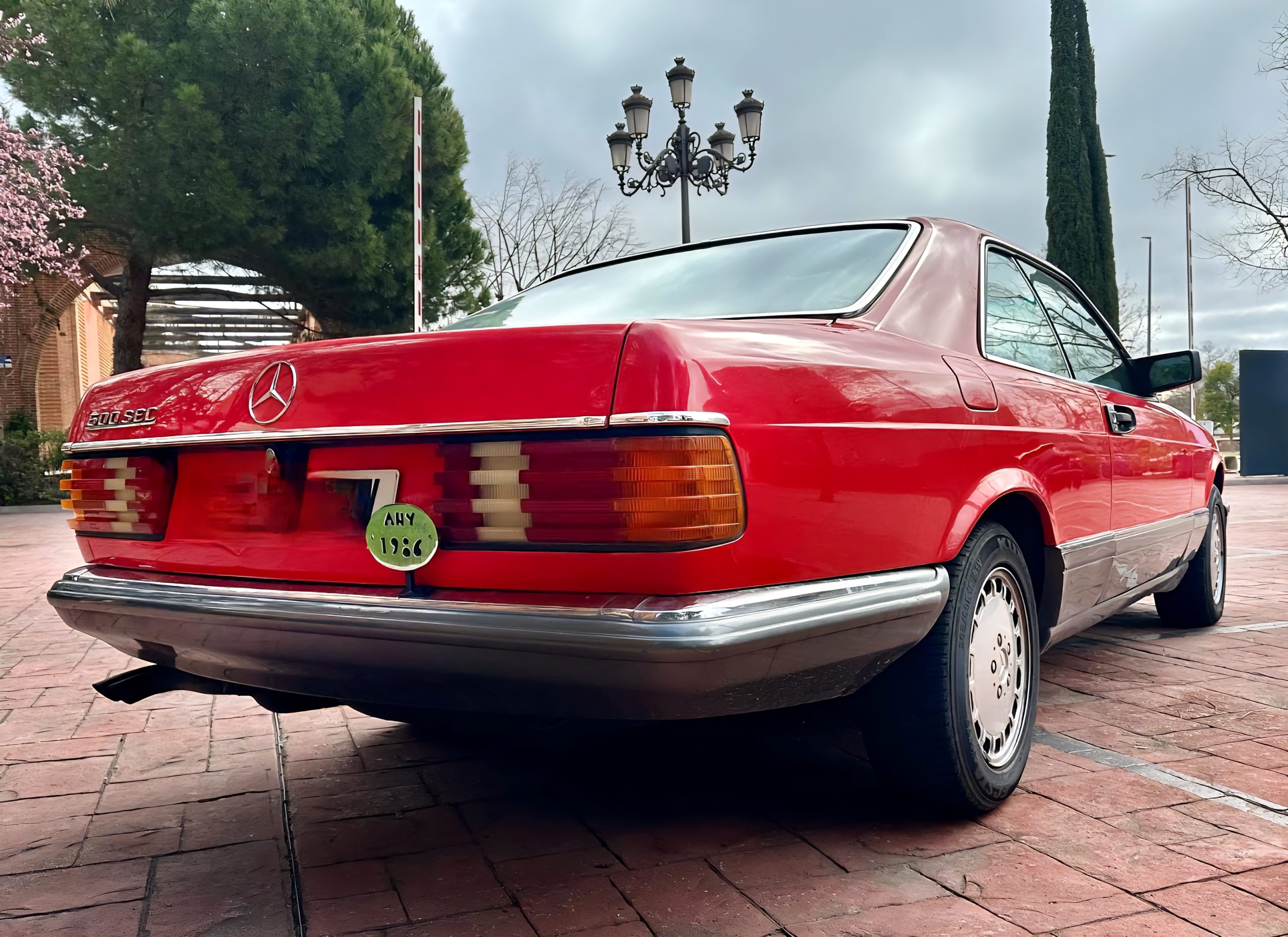 MERCEDES-BENZ  500SEC