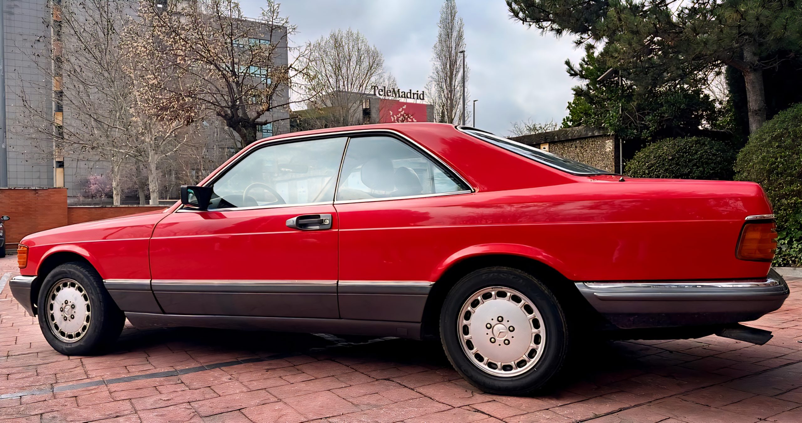 MERCEDES-BENZ  500SEC