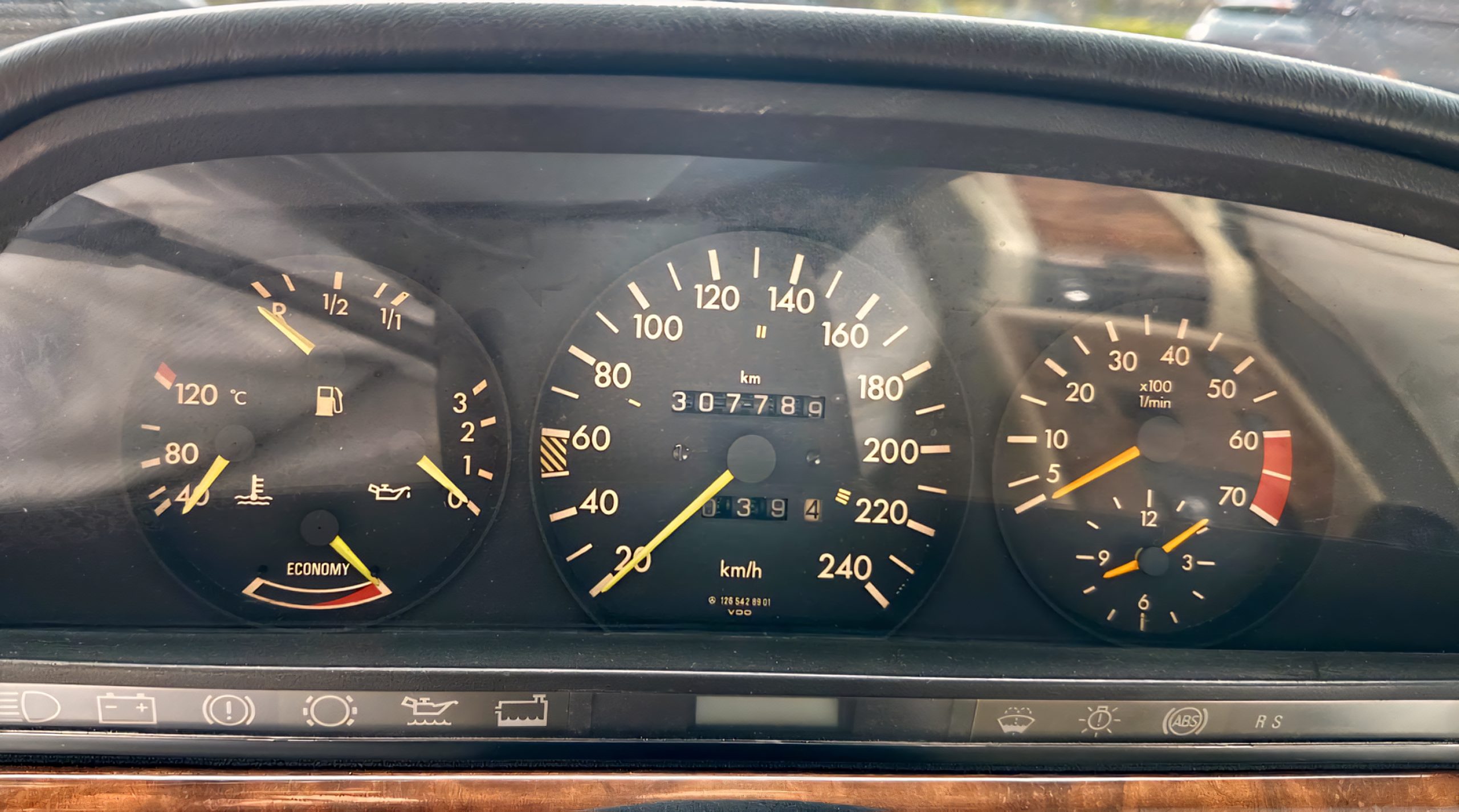 MERCEDES-BENZ  500SEC