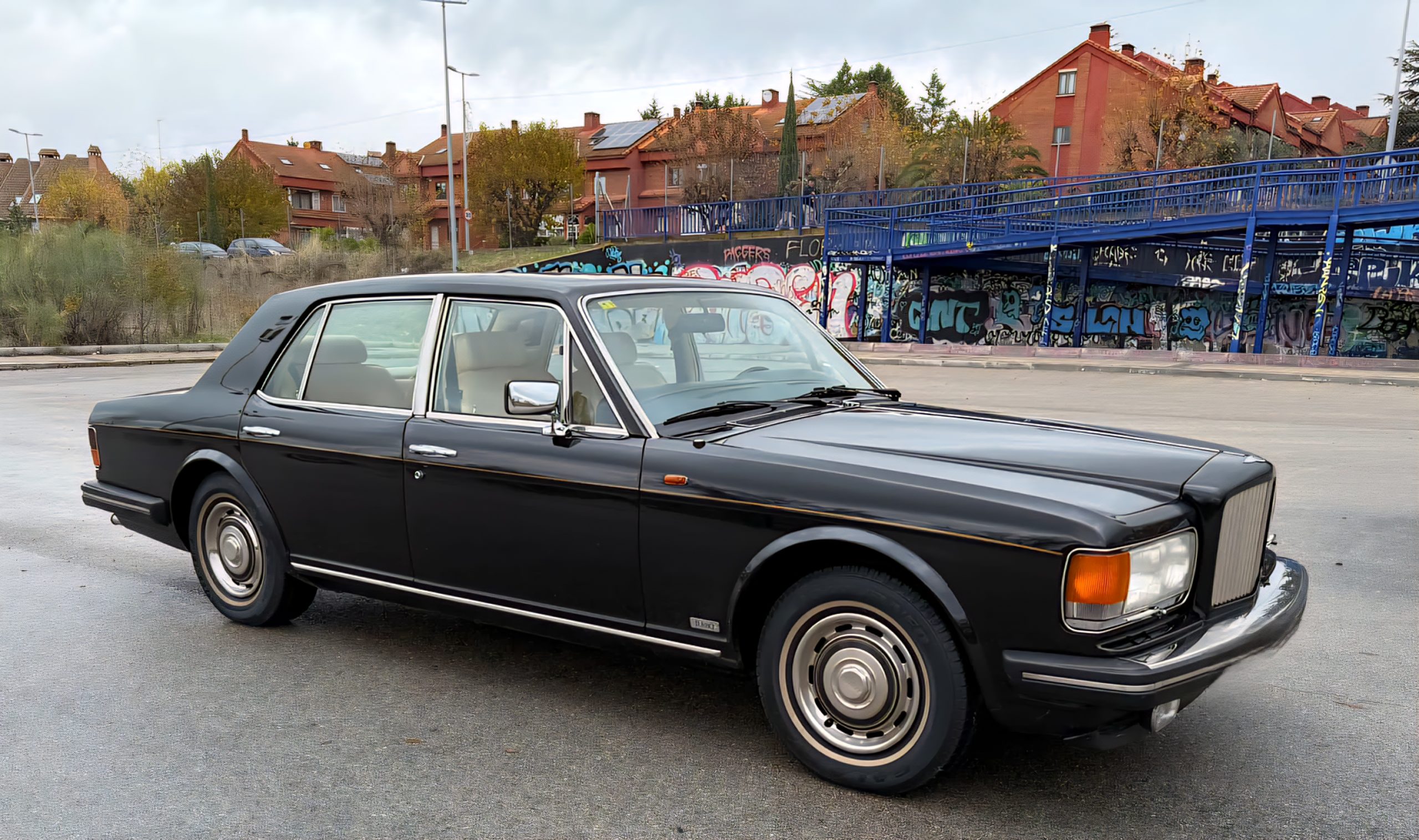 BENTLEY MULSANNE TURBO