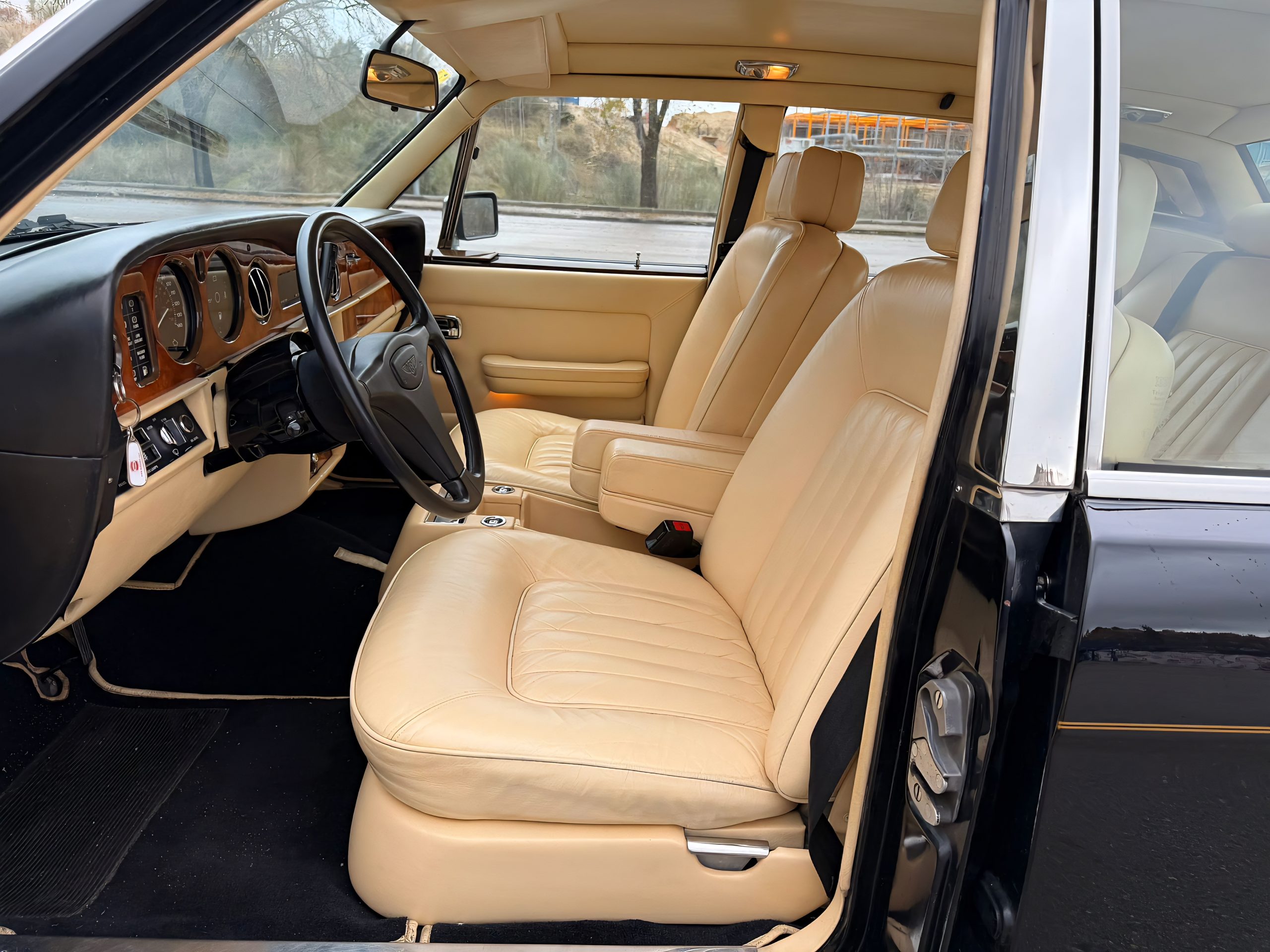 BENTLEY MULSANNE TURBO