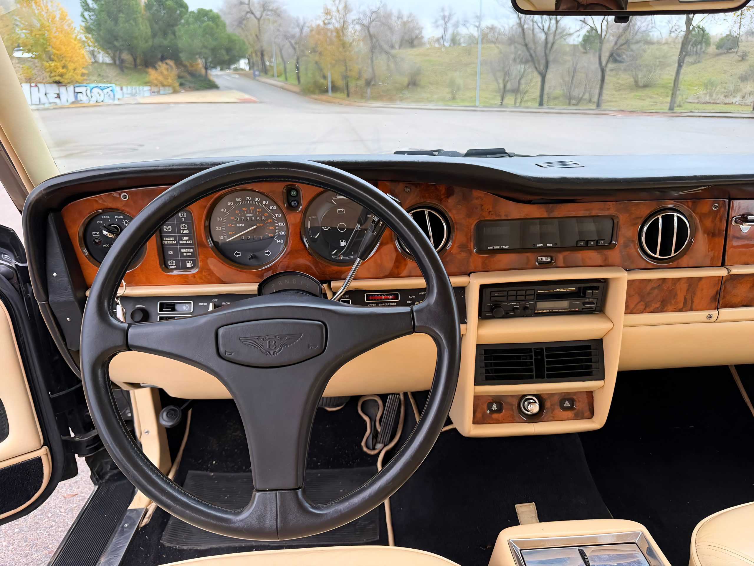 BENTLEY MULSANNE TURBO