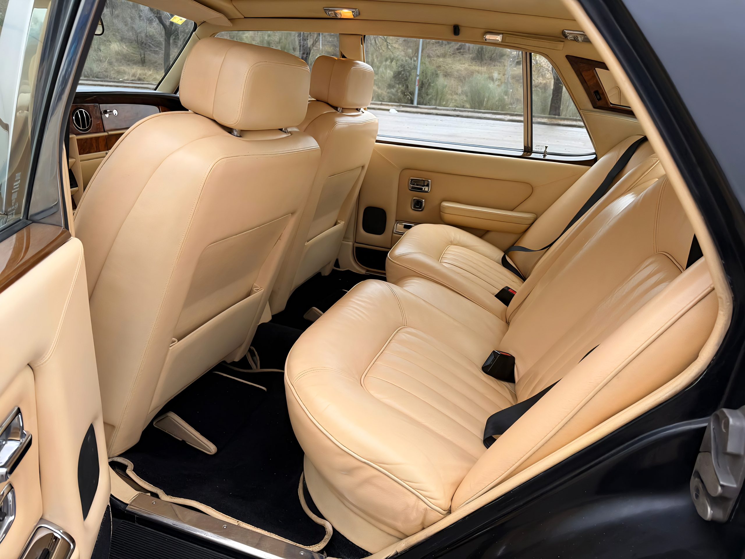 BENTLEY MULSANNE TURBO