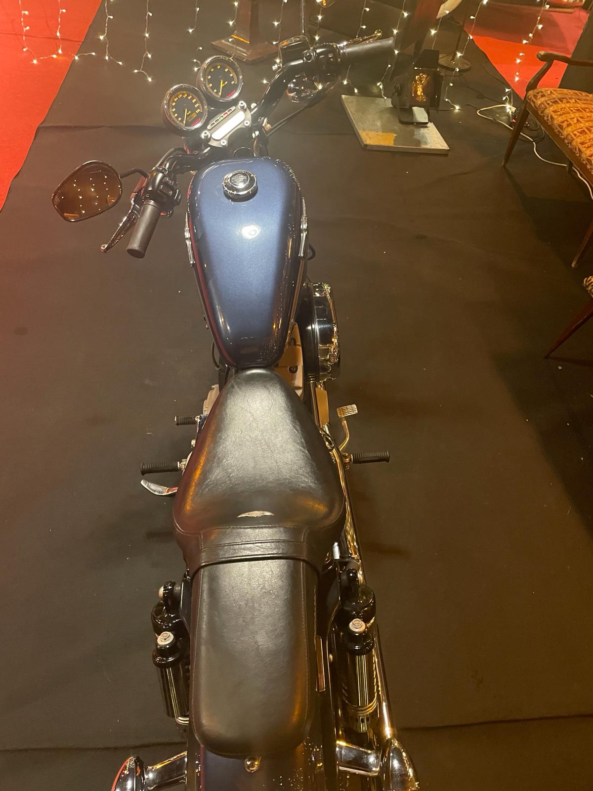 HARLEY DAVIDSON SPOSTER MODELO XL 1200