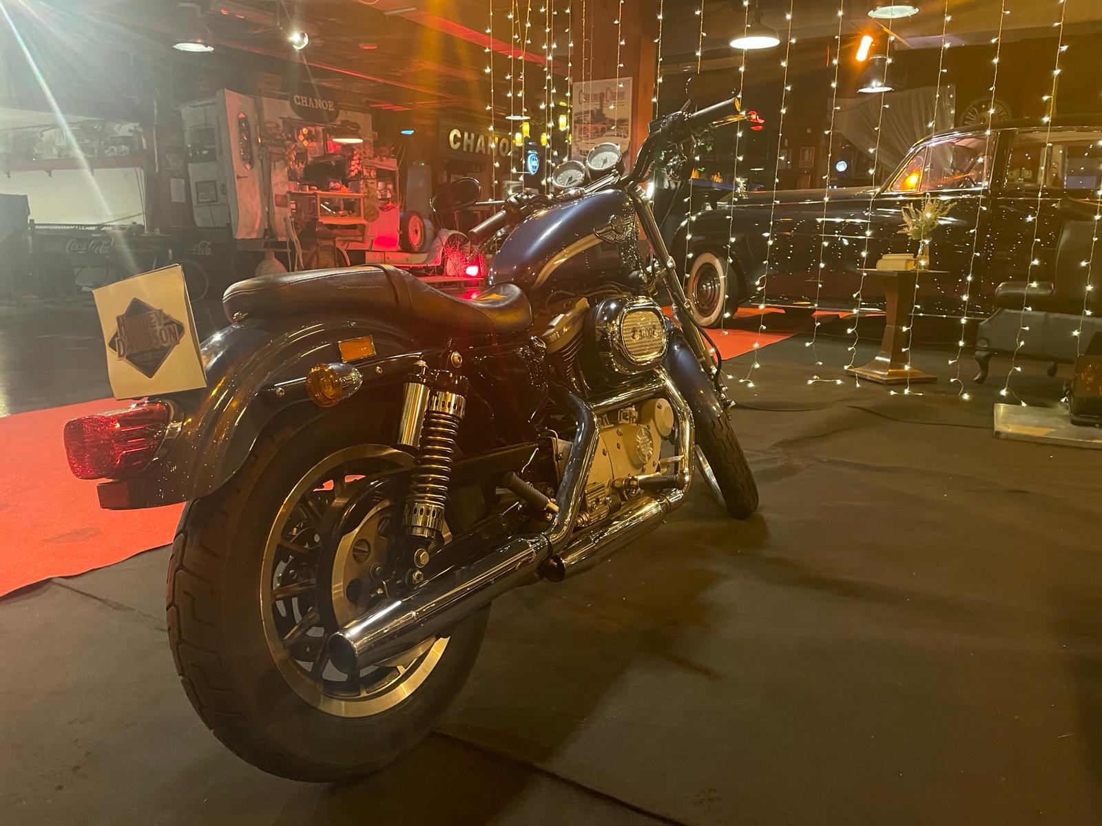HARLEY DAVIDSON SPOSTER MODELO XL 1200