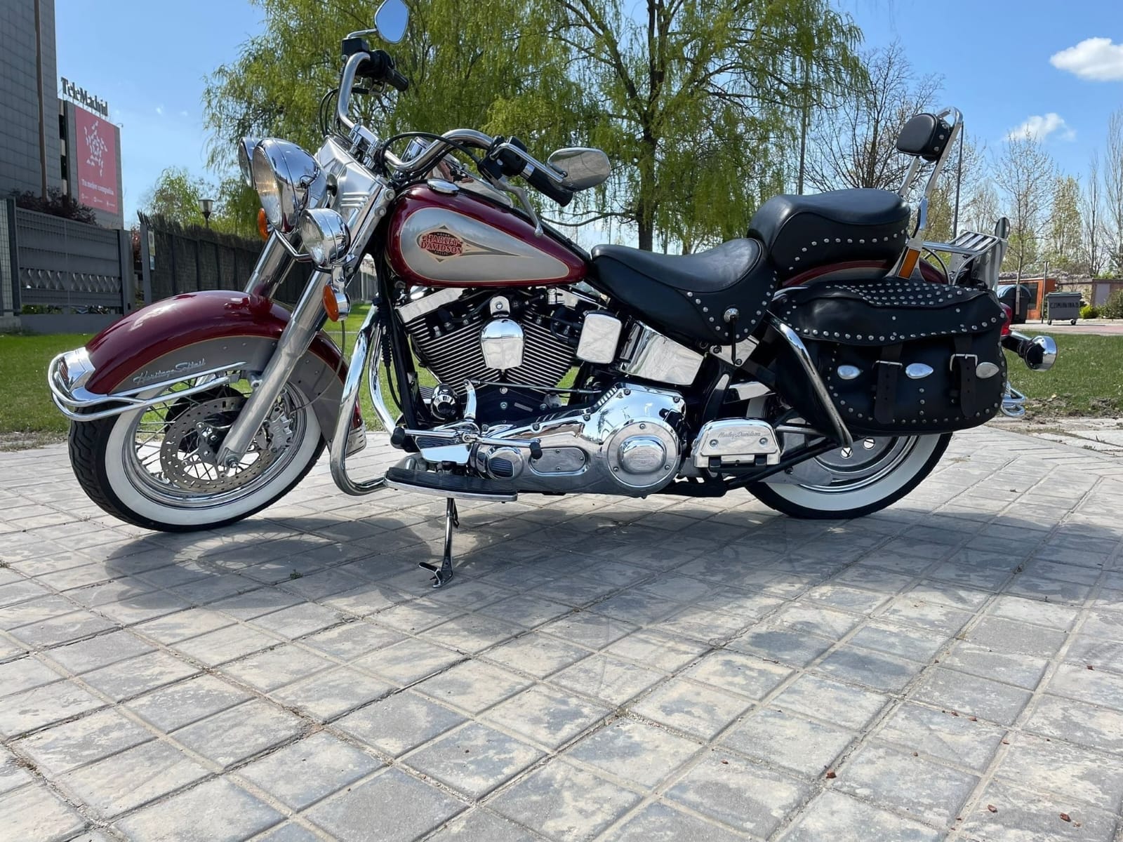 HARLEY DAVIDSON HERITAGE SOFTAIL CLASSIC