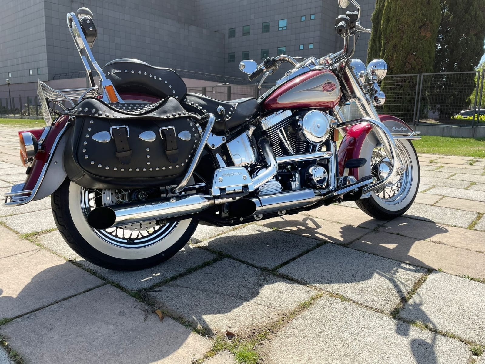 HARLEY DAVIDSON HERITAGE SOFTAIL CLASSIC