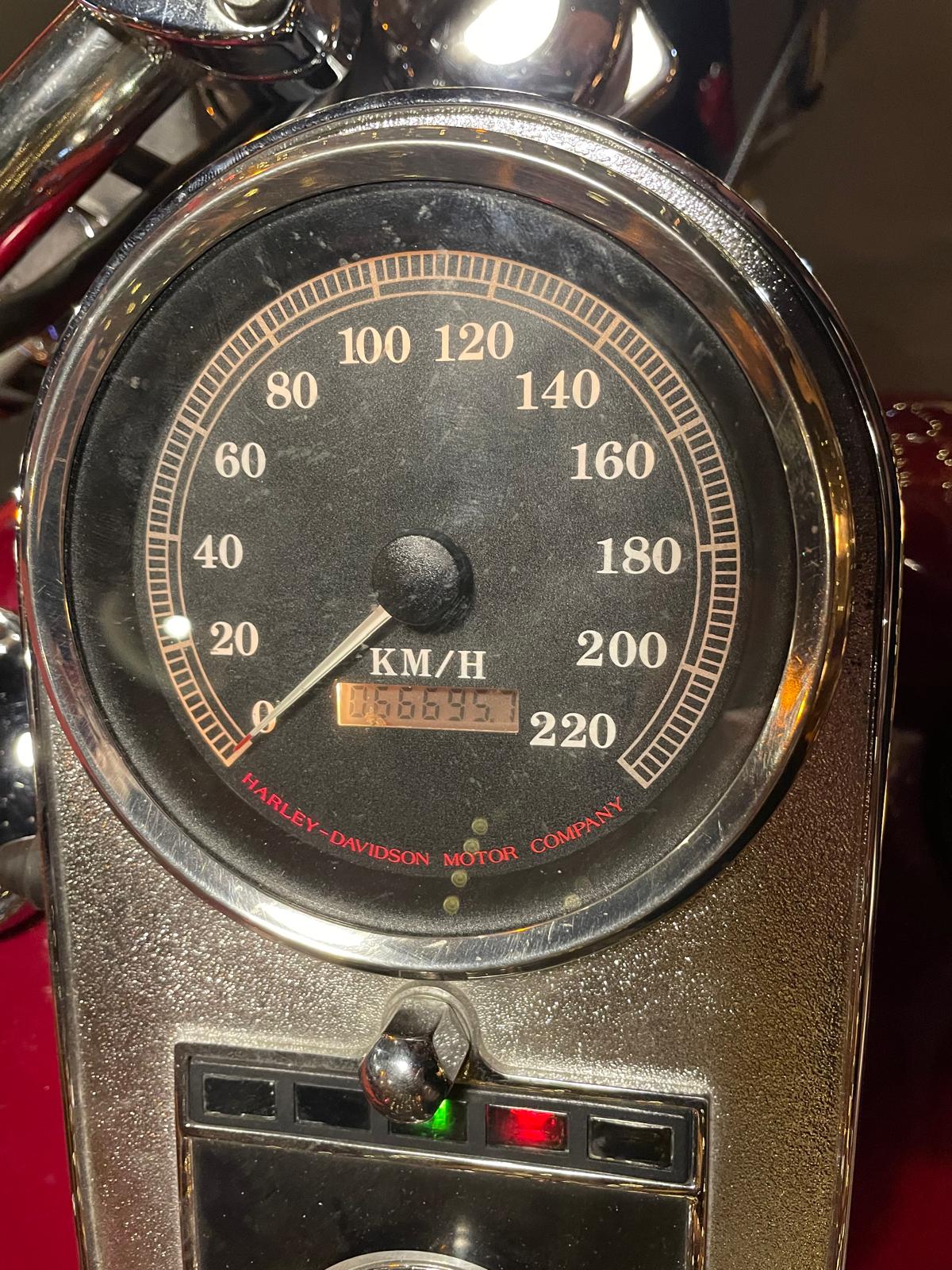 HARLEY DAVIDSON HERITAGE SOFTAIL CLASSIC