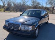 MERCEDES BENZ PULLMAN 260E