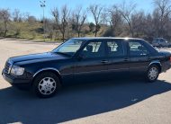 MERCEDES BENZ PULLMAN 260E