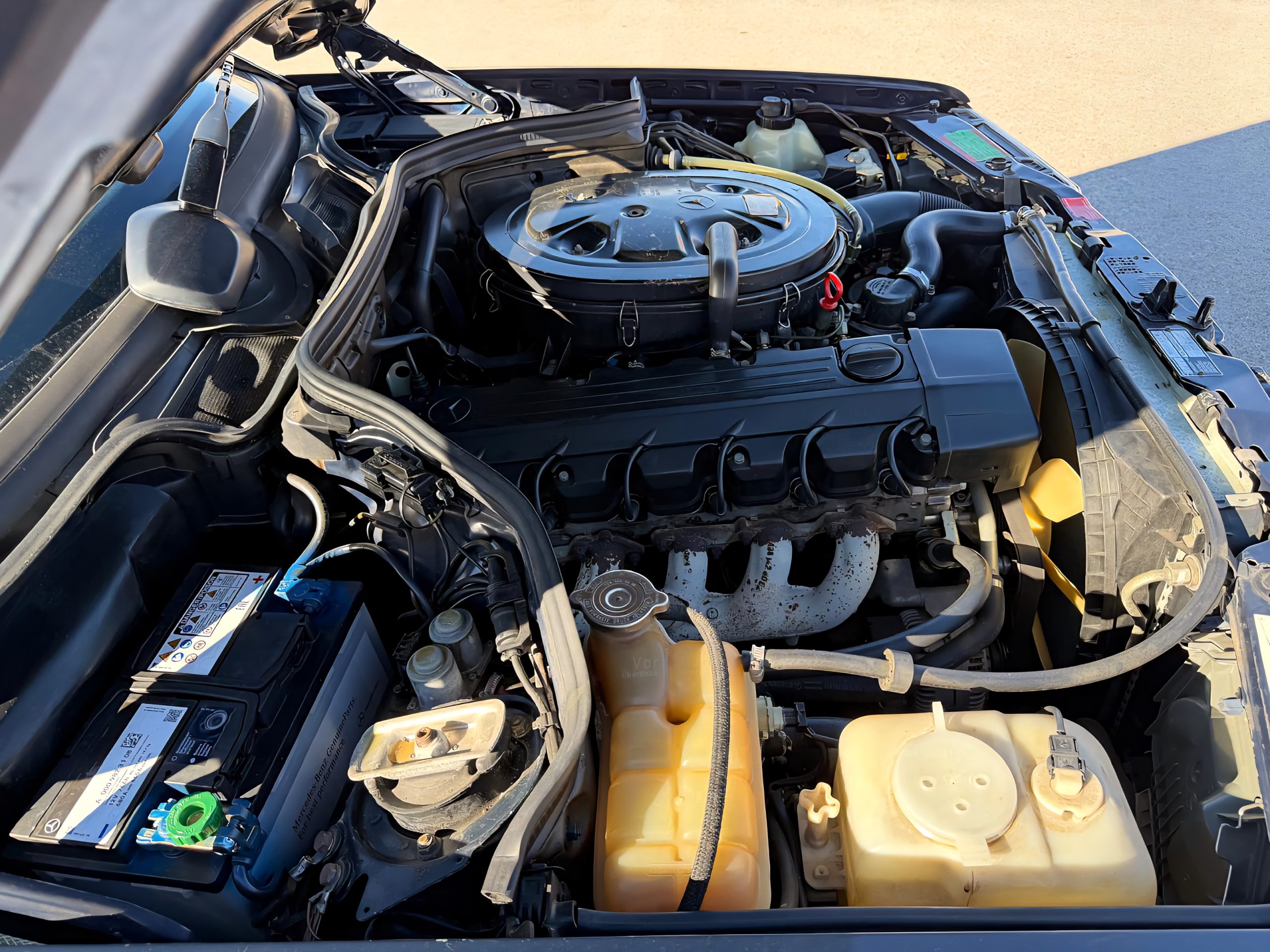 MERCEDES BENZ PULLMAN 260E